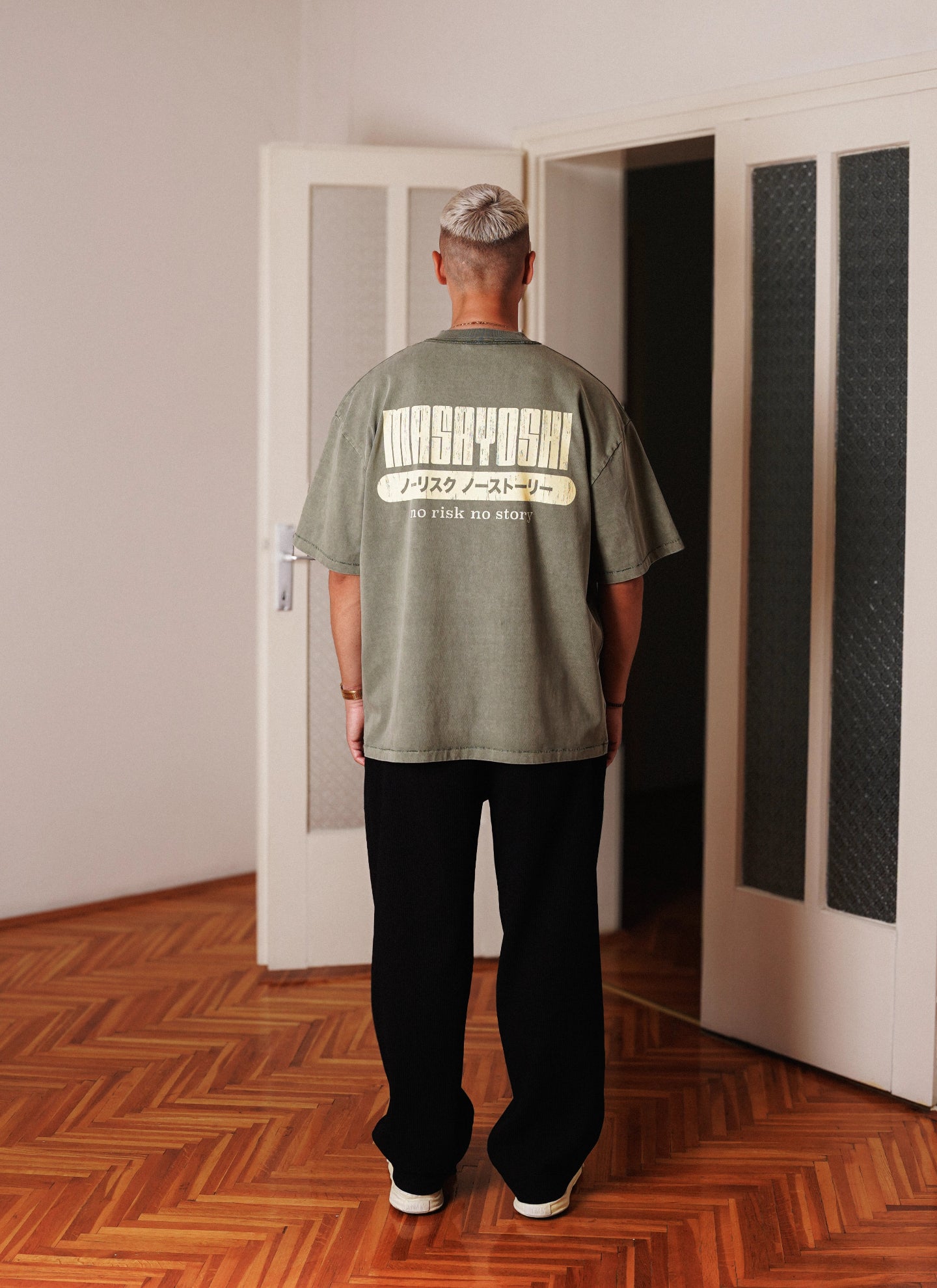 Risk olive Tshirt